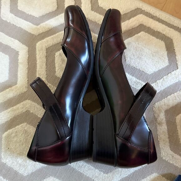 Taos Footwear Balance Leather Mary Jane in  Dark Cherry 9.5 NWOB - Picture 8 of 12